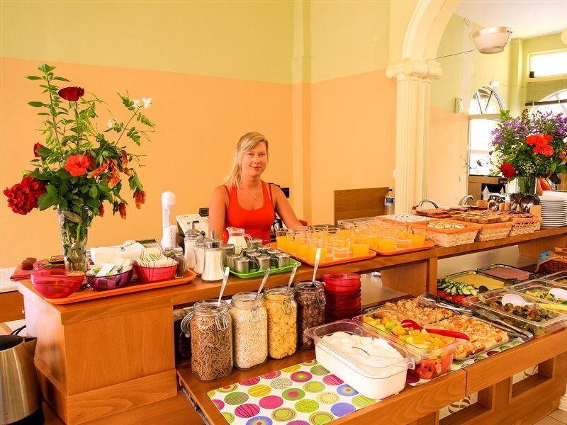 Bella Vista Beach Hotel And Studios Беницес Екстериор снимка